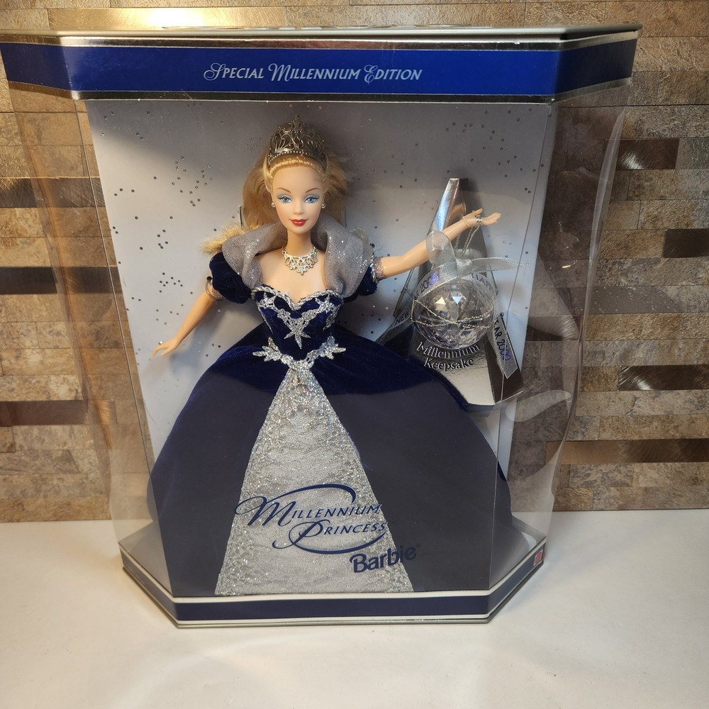 Mattel Millennium Princess Barbie 1999 Special Edition Navy Velvet Gown 24154